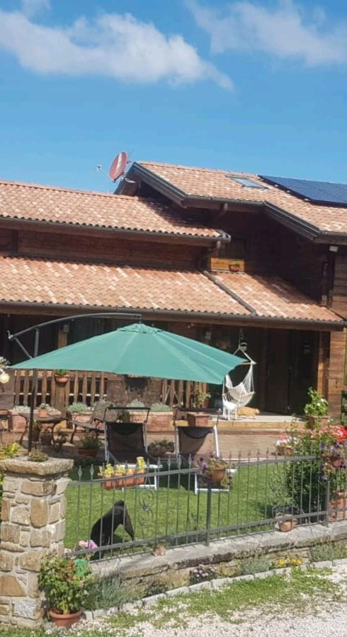 Beb Villa Sorriso San Benedetto Val di Sambro Luaran gambar